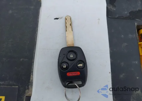 2010 Honda Pilot Touring z USA, uszkodzony, nr VIN 5FNYF4H92AB031653